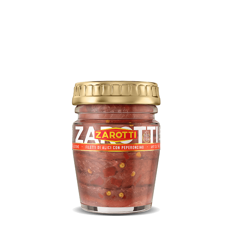 Filetti di alici con peperoncino in olio di oliva