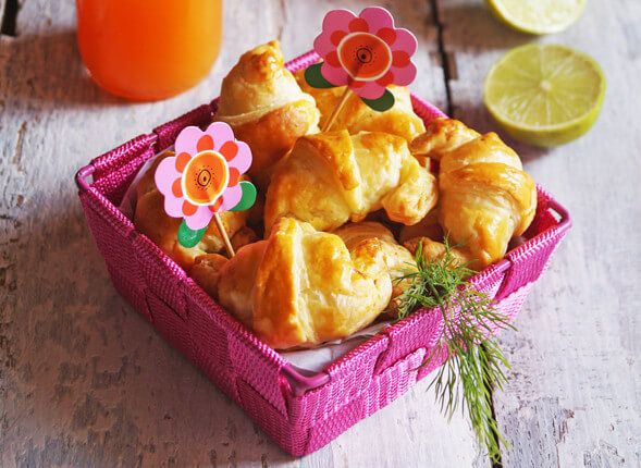 Mini croissants gamberetti, ricotta, lime e aneto