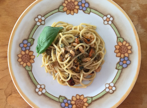 Spaghetti allo scoglio con tris di prodotti Zarotti