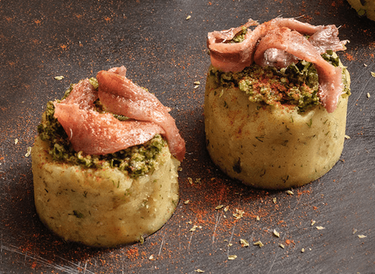 Patate, salsa verde e Filetti di alici del Mar Cantabrico Zarotti