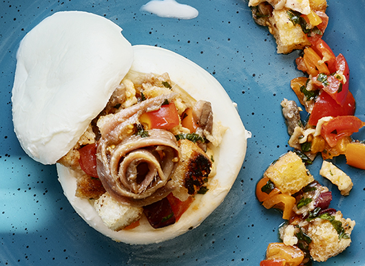 Scrigno di mozzarella con filetti di alici