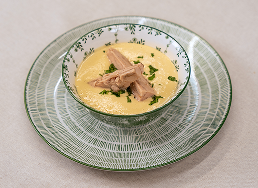 Vellutata di ceci con filetti di sgombro in olio di oliva